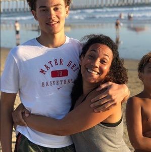 Meet your Posher, Brady